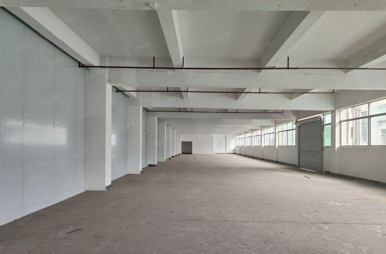 长安镇仓库厂房出租一楼6米带牛角楼上现成办公室租厂房送铁皮房