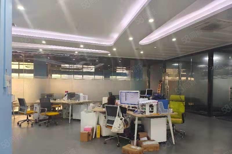 豪华装修水电齐全标准厂房，一楼一层，二楼一层