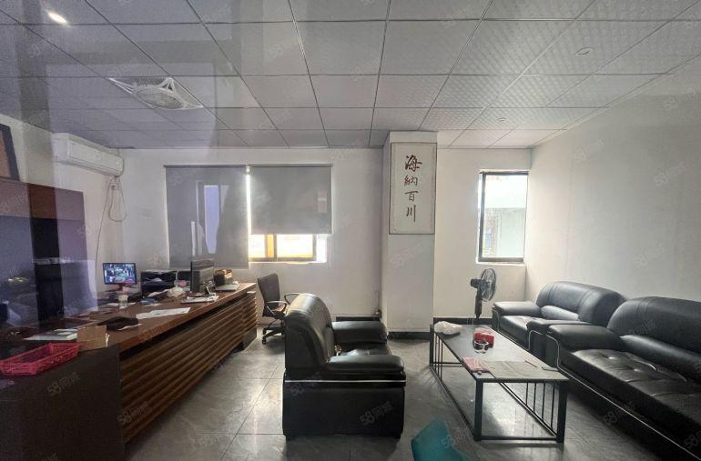 长安乌沙楼上整层800平厂房出租 可分租 水电齐全