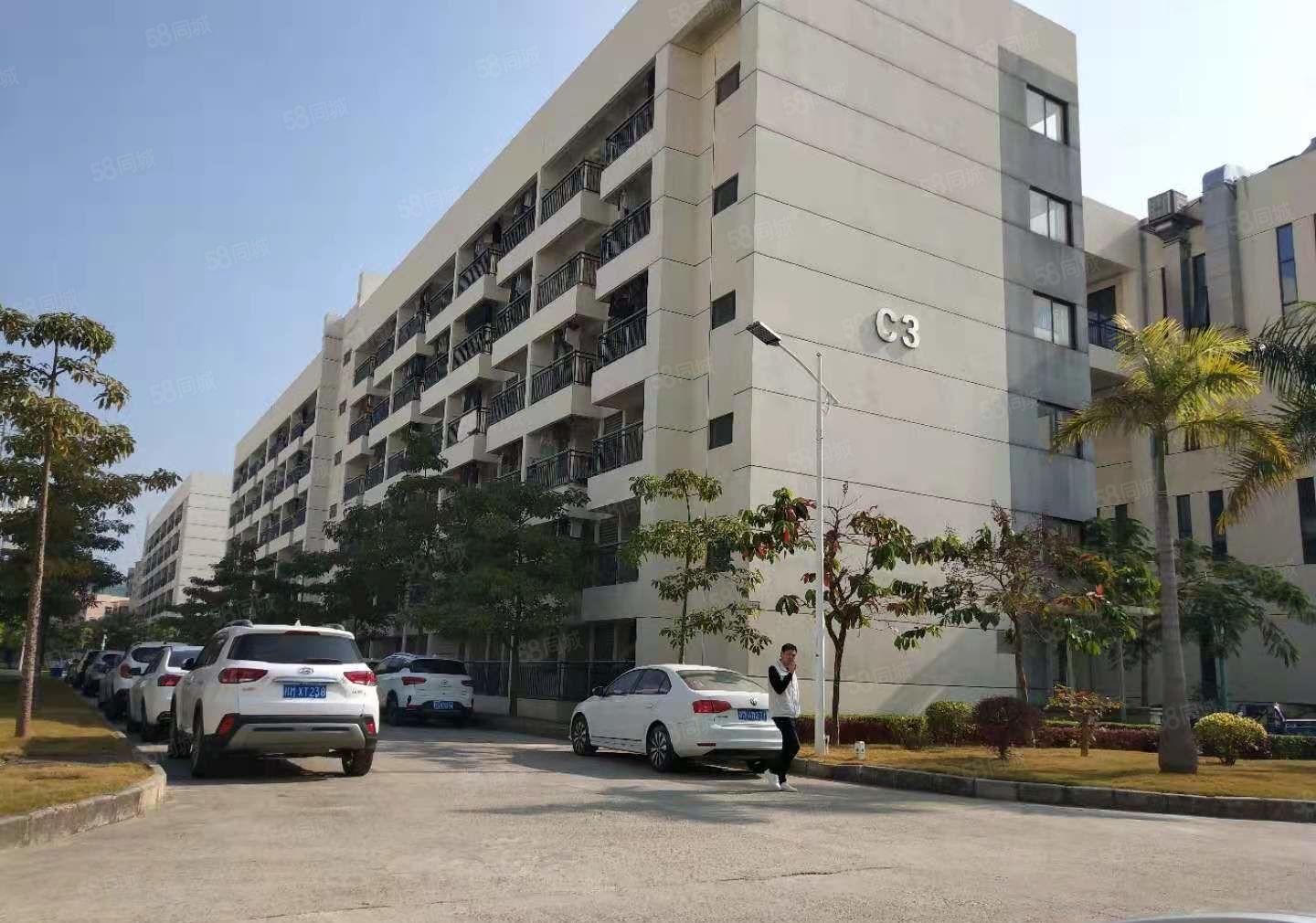 新出长安沿江高速口三万平高端红本厂房分租上市公司形象