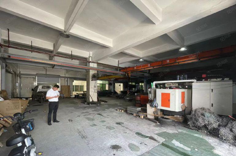 长安沙头社区一楼2500平方现成装修5吨行车厂房出租仓库出租