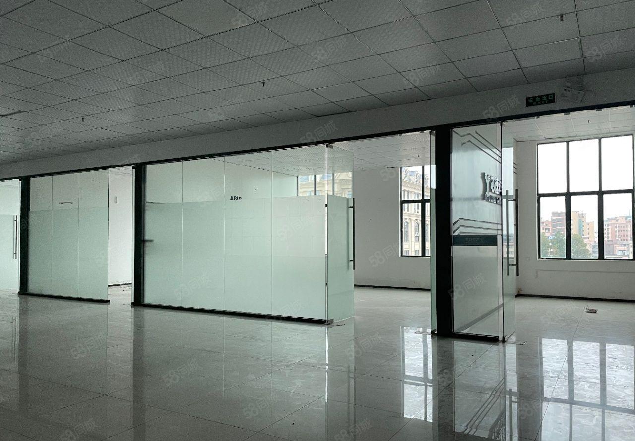 长安新出二楼精装修厂房，靠近主干道交通便利，工业用地可办环评