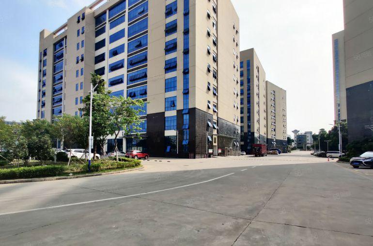 原房东9.9元低价出租长安乌沙虎门一楼仓库5千平可分租