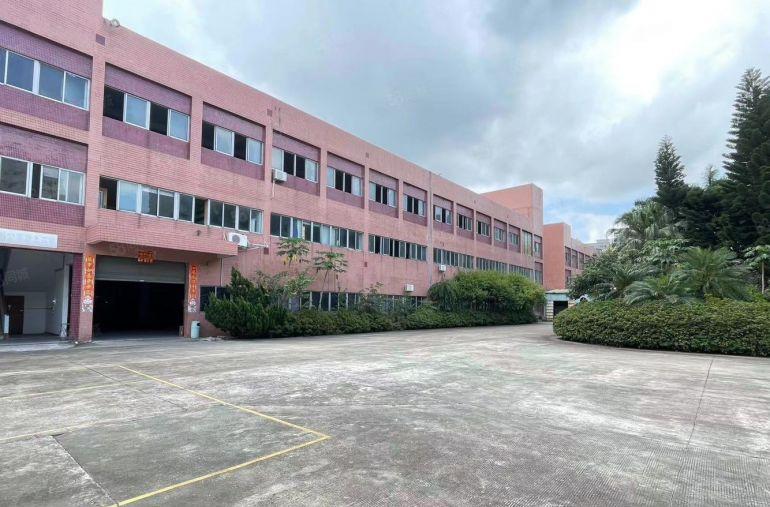 长安沙头大康惠附近新出一楼高5米实际1800平，实业客甩租