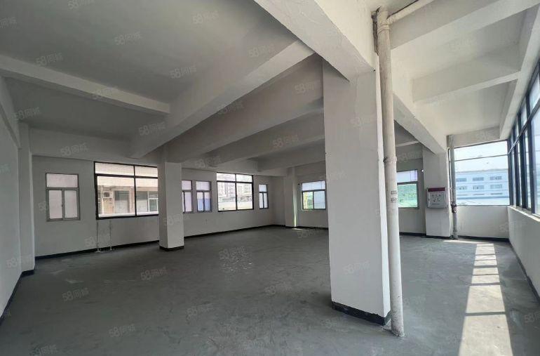 乌沙新出厂房楼上720平九成新特价11块出租