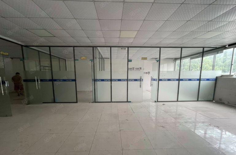 长安镇原房东钢构厂房1200平，精装修办公室，水电齐全