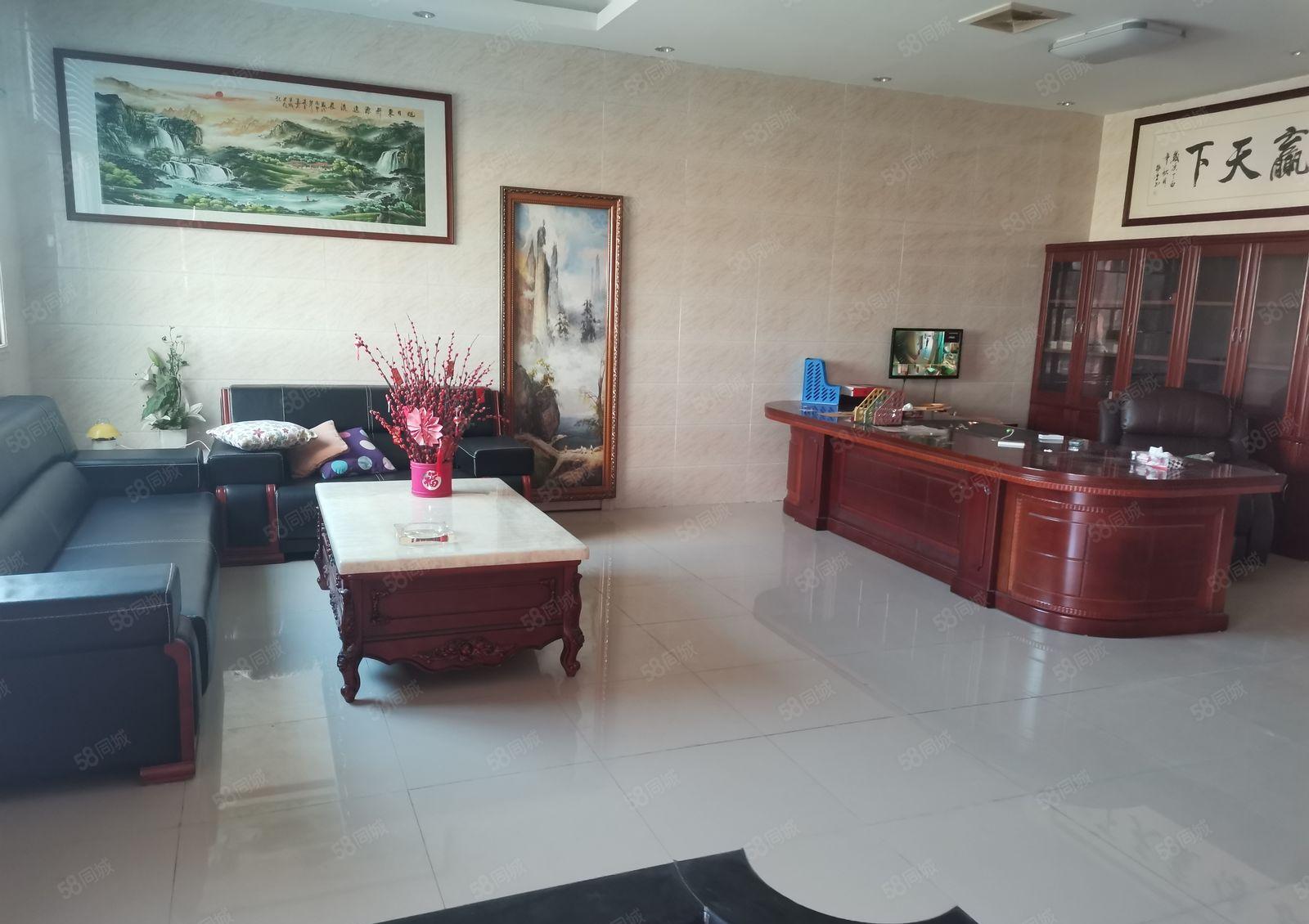 长安沙头小面积楼上300平厂房附带超大阳台