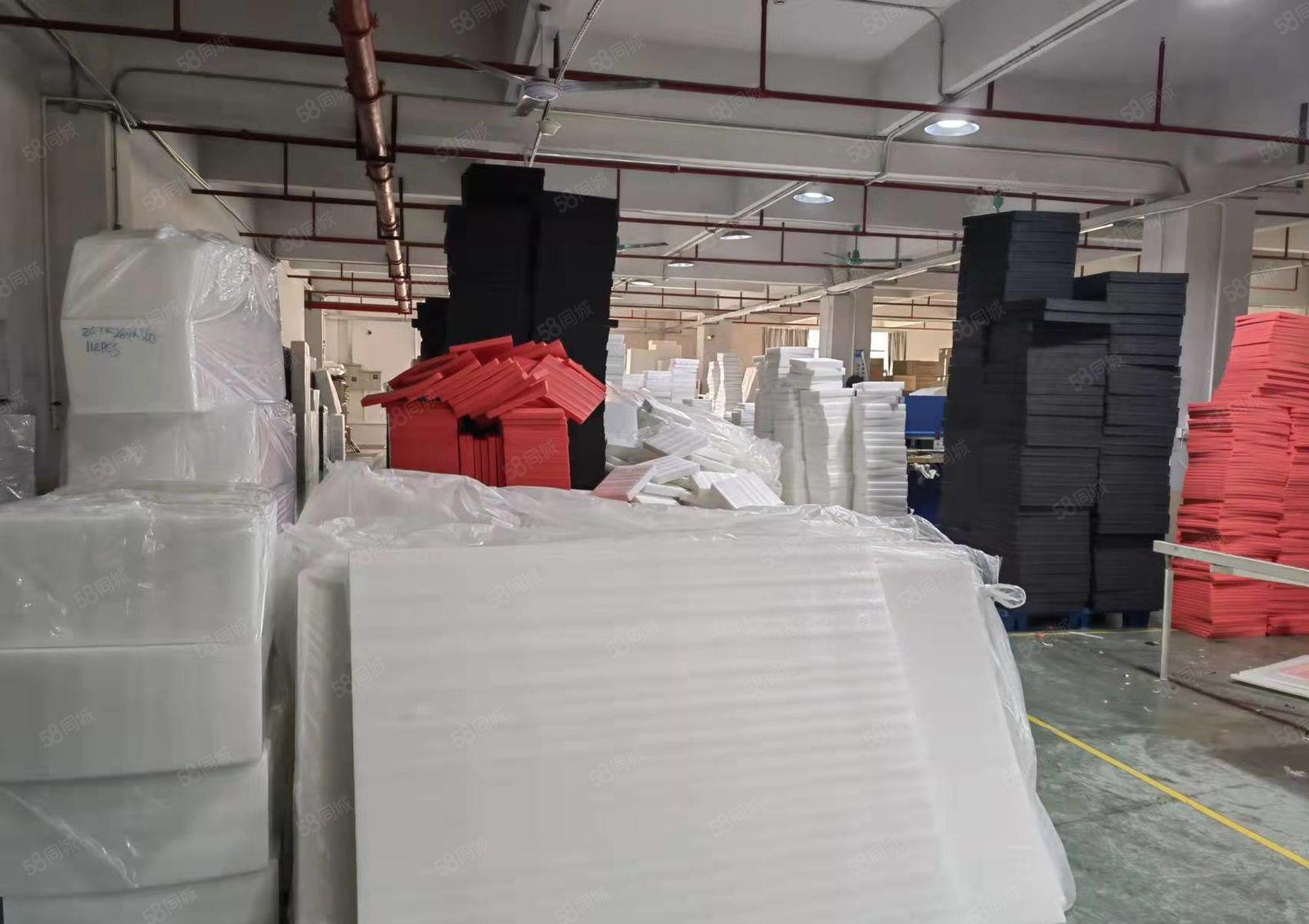 东坑镇小面积标准厂房出租，有消防喷淋，工业用地，可办环评