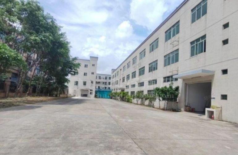 常平原房东独院厂房1万平精装办公室空地5千平带航车牛角