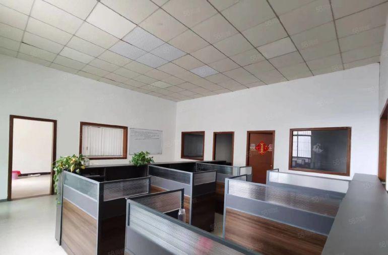 常平霞坑标准小独院厂房仓库分租标准一楼800平方易招工带装修