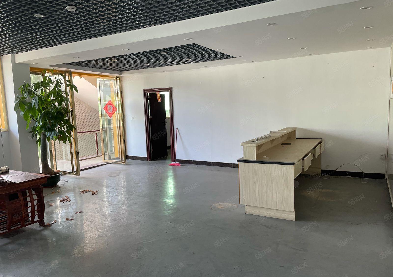 常平业主独园厂房1万平宿舍800平办公室300仓库500