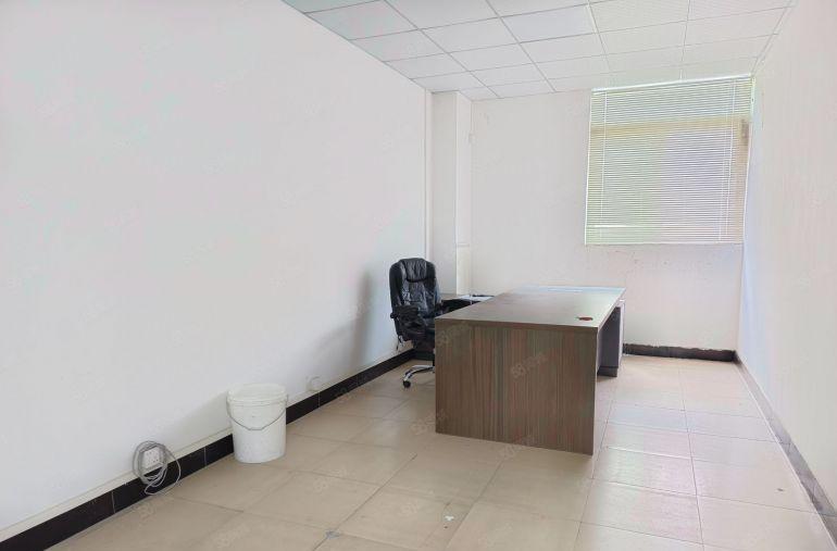 常平常黄200平分9.9起大小可分带装修拎包生产厂房仓库出租