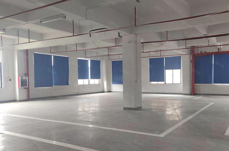 常平镇原房东标准二楼800平方厂房出租，价格便宜，形象超好