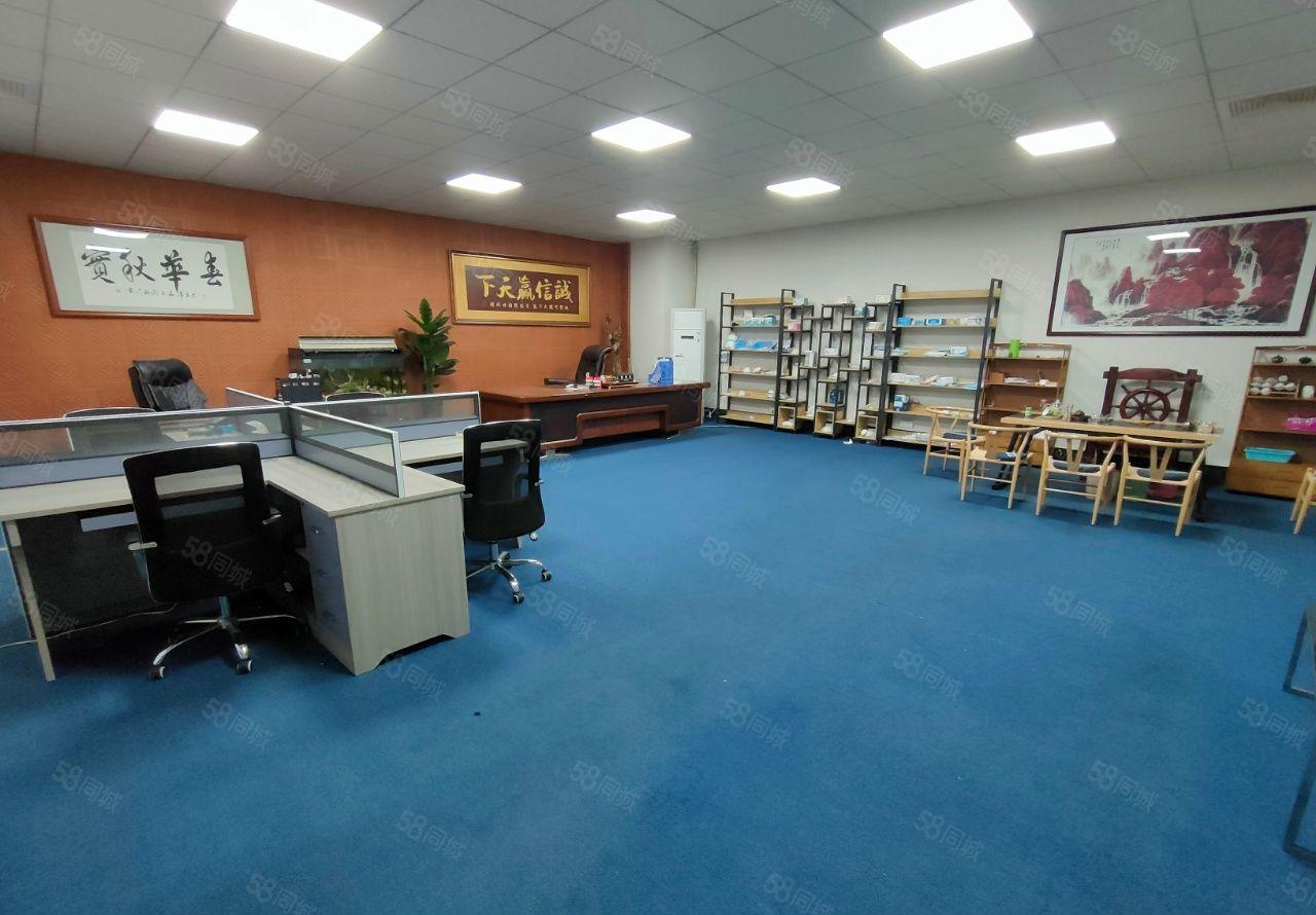 常平镇新空出楼上厂房 带现成装修 园区停车位充足 周边好招工