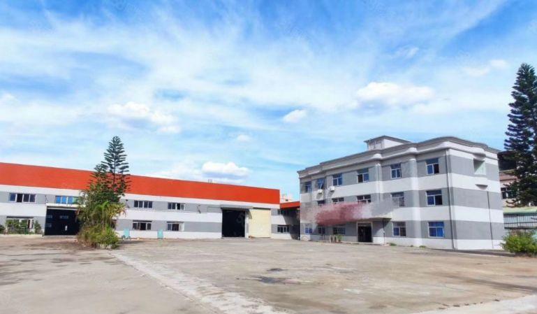 常平砖墙独院1万平方空地5000平方，带独立办公楼周边无居民