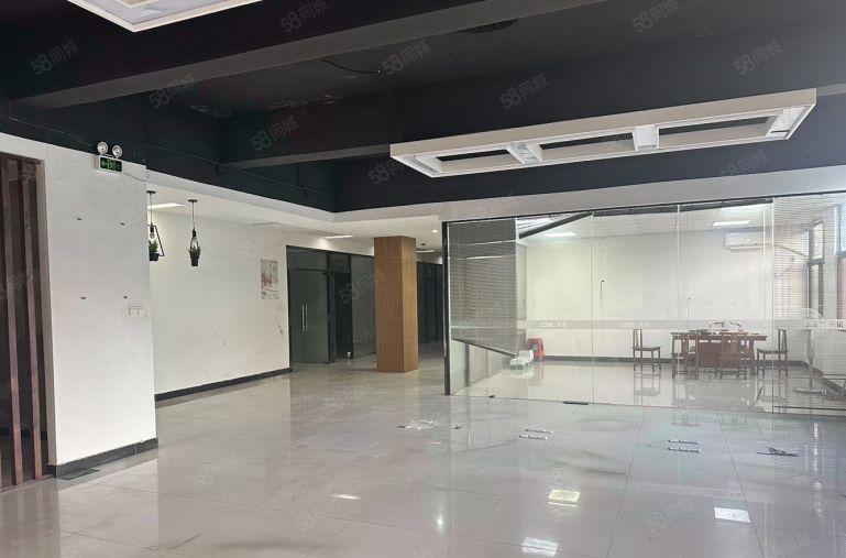 租金9.9元实际面积出租，常平精装修厂房出租，全新地坪漆