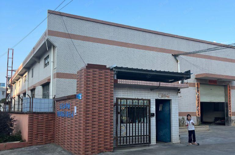 独院单层厂房700平方滴水 7 米水电办公室装修齐全工业用地