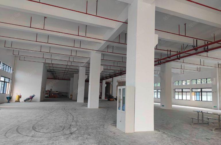 常平原房东工业园区独院厂房出租！一楼厂房高度7米高！可分租