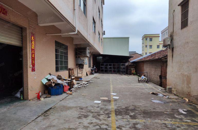 常平11块钱原房东独门独院3000平左右标准厂房好进大车