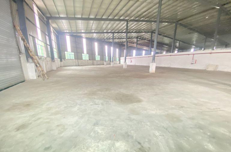 常平原房东 独院2600滴水10米 托头车进出方便 10元