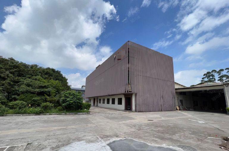 常平司马原房东独院，空地大，独立办公楼，周边无居民