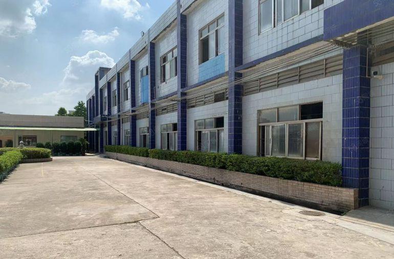 高新产业园2楼豪华装修办公室厂房1150平方便宜出租