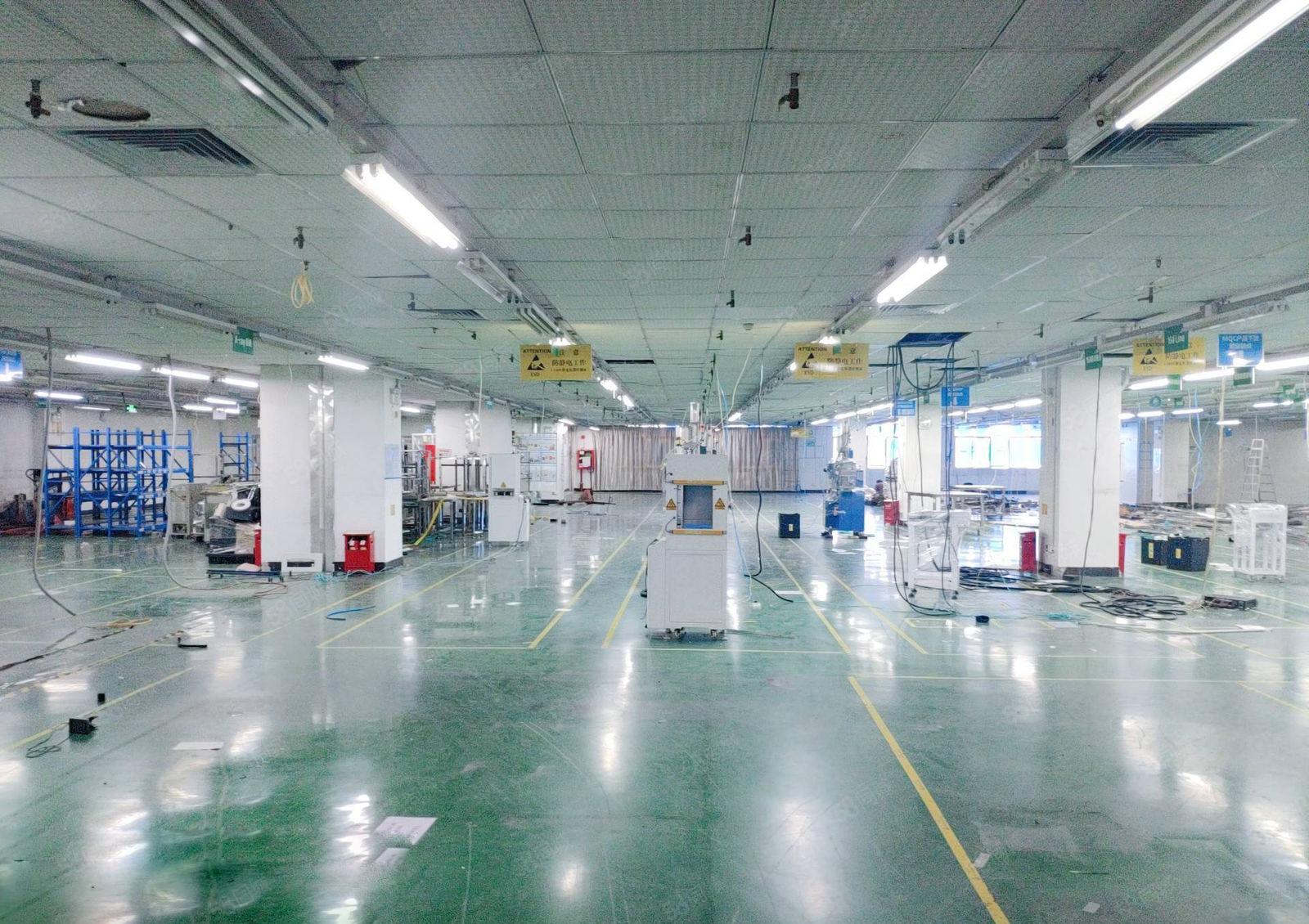 常平袁山贝新出三层原房东厂房5100平方，带环评，空地大