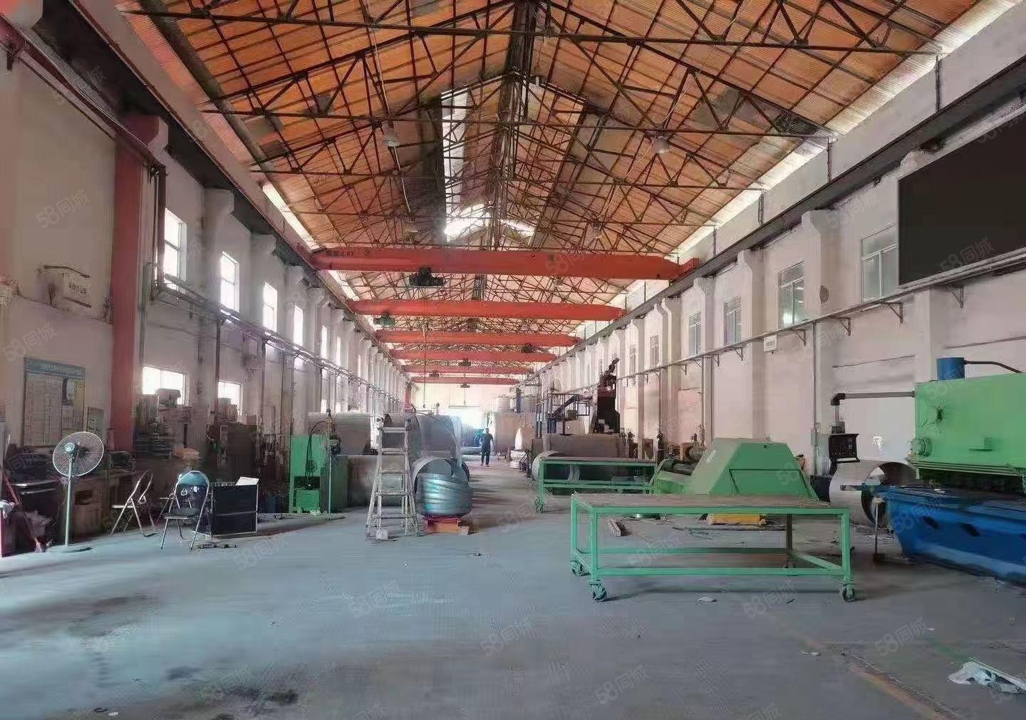 常平岗梓新出砖墙到顶厂房面积2300平方米，滴水12米带行车