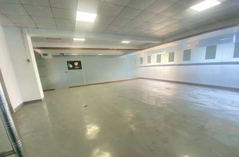 常平  楼上厂房出租  现成装修  适合电子电商五金组装包装