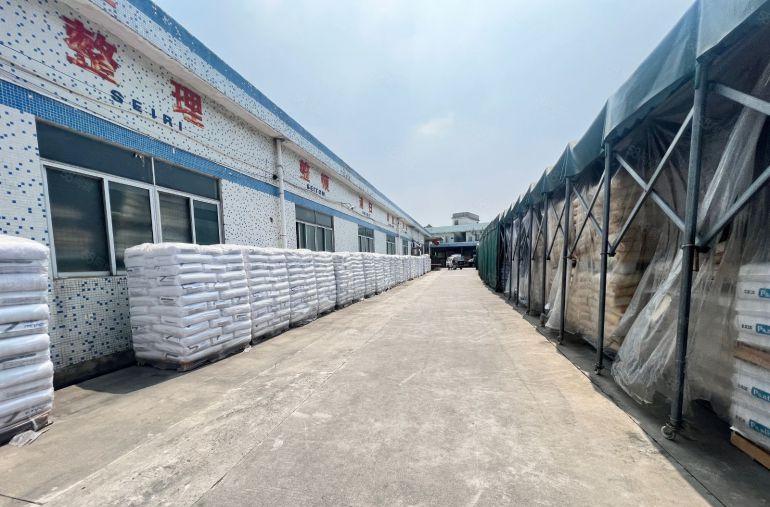 常平镇袁山贝原房东独门独院 可以做抽粒 水电过户