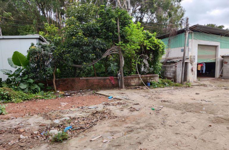 适合破碎废品回收有噪音做仓库的厂房位于常平镇超大空地10块钱