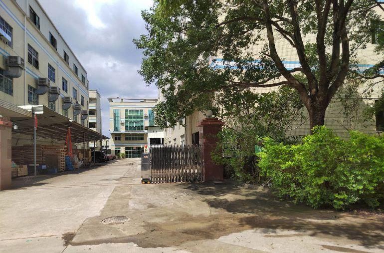 常平标准独门独院5600平方带现成办公室地坪漆低价厂房出租