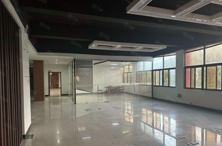 租金9.9元实际面积出租，常平精装修厂房出租，全新地坪漆