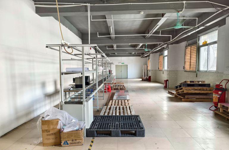 常平常黄200平分9.9起大小可分带装修拎包生产厂房仓库出租