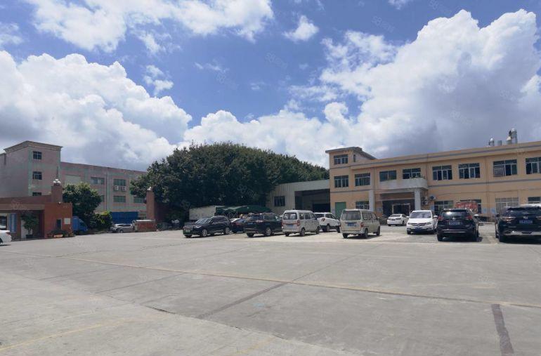 常平原房东砖墙到顶单一层钢结构1950平，滴水8米带办公室