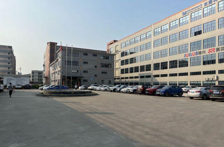 常平靠黄江原房东全新厂房一二楼各1200平米出租，可分租