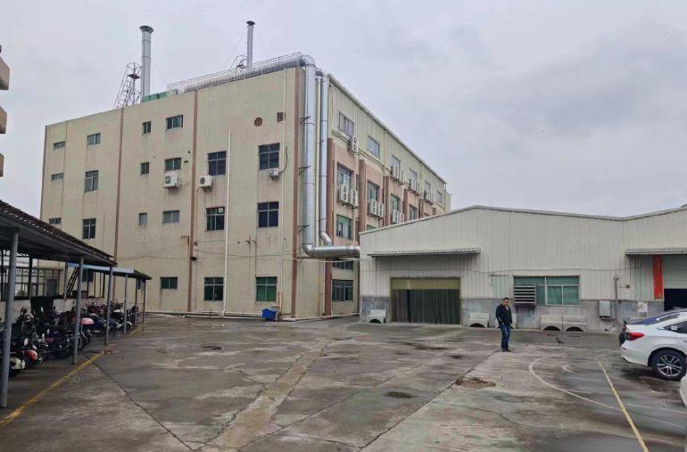 常平镇松柏塘工业园区一手房东精装修独院厂房出租