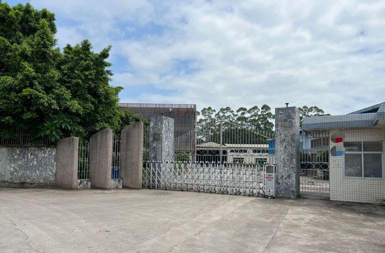 常平司马原房东独院，空地大，独立办公楼，周边无居民