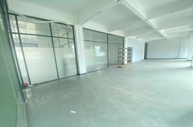 厂房出租   楼上实际面积  适合电子五金组装贸易办公等等