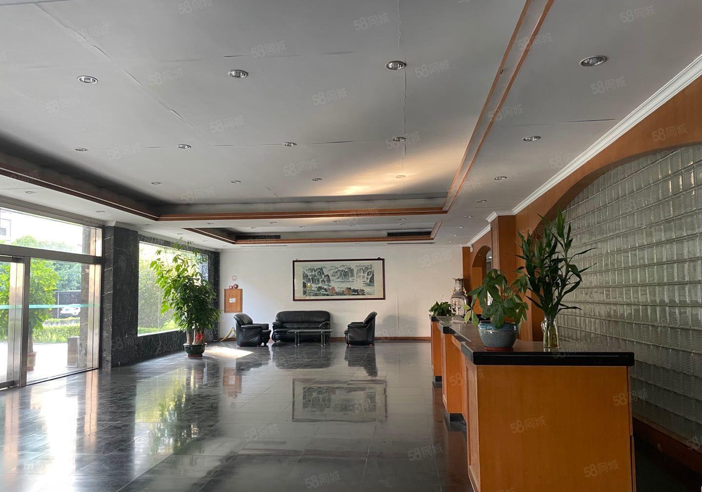 厚街厂房出租 惊现花园式独院厂房 速路口附近，交通便利