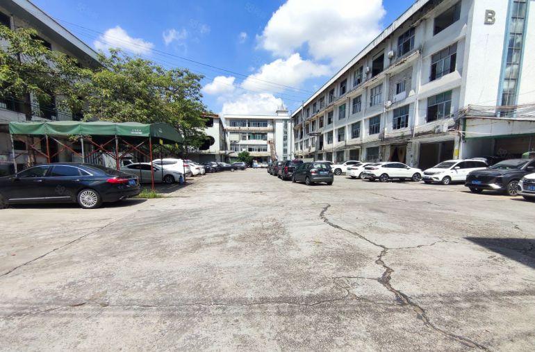 厚街镇新出1000平方标准厂房可办环评有喷淋好招工