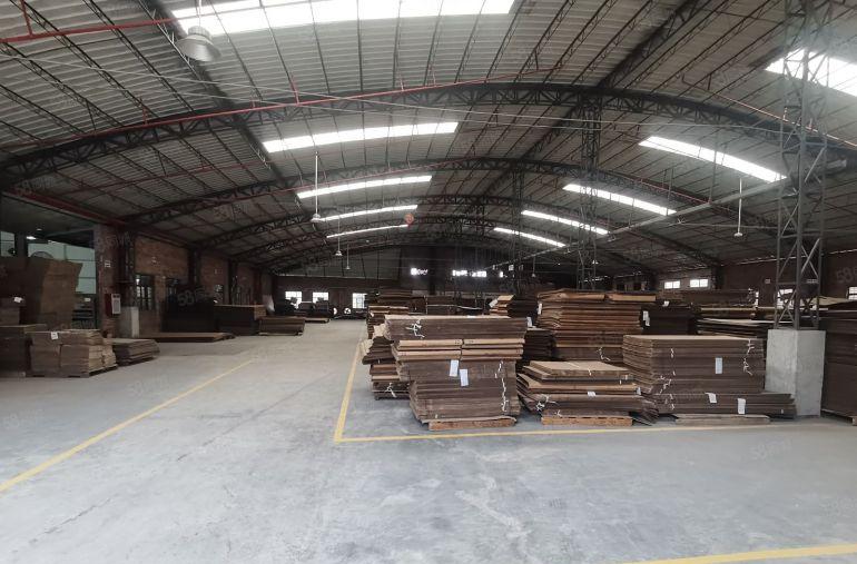 厚街桥头新出原房东单一层钢构独院1600方，现成办公室形象好