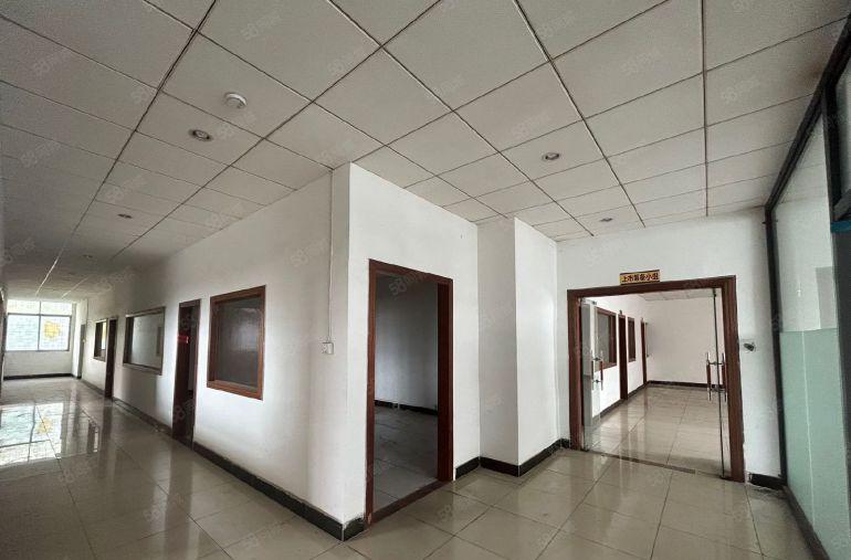 原房东厚街1800平米一楼独门独院精装修厂房出租水电齐全