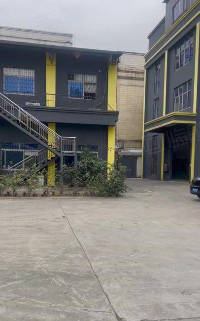 厚街一手房东厂房出租1楼2500平方，2楼1000平，可分租