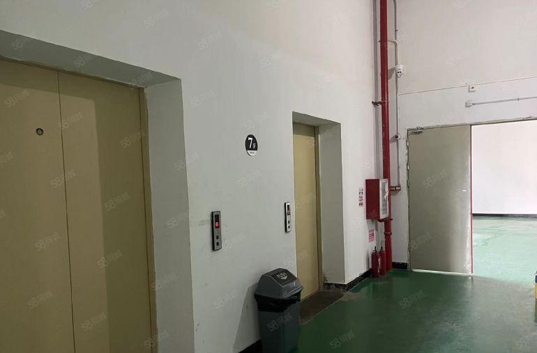 厚街全新重工业厂房整层楼上1200平形象好电梯大好停车