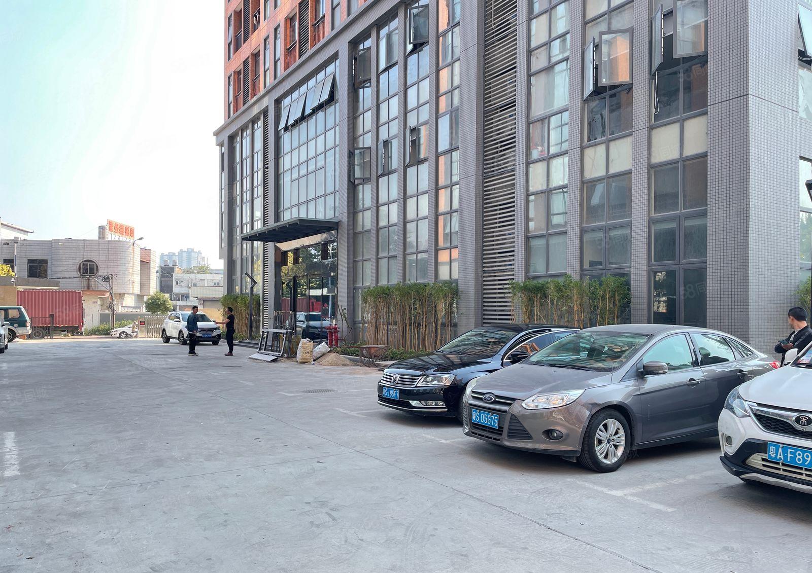 厚街实图全新独院楼上1730方4.0工业厂房出租合同十年