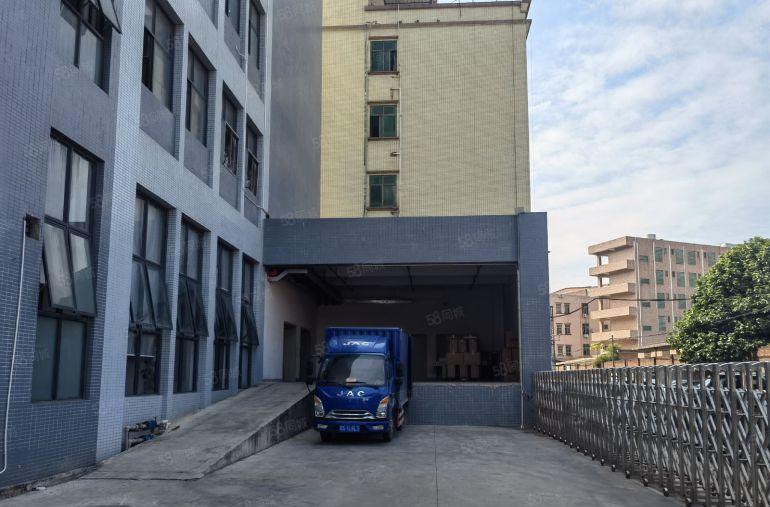 厚街汀山全新厂房一二楼各2200平方整层精装办公厂房出租