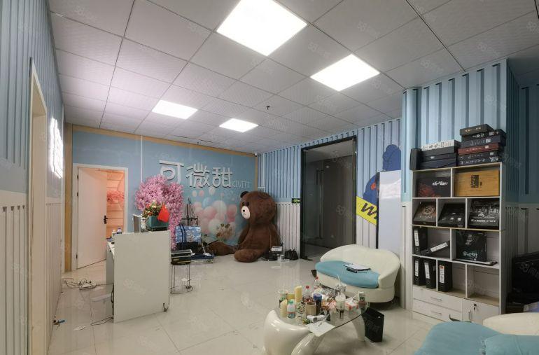 厚街河田精装办公写字楼低价出租100平方起租适合办公贸易电商