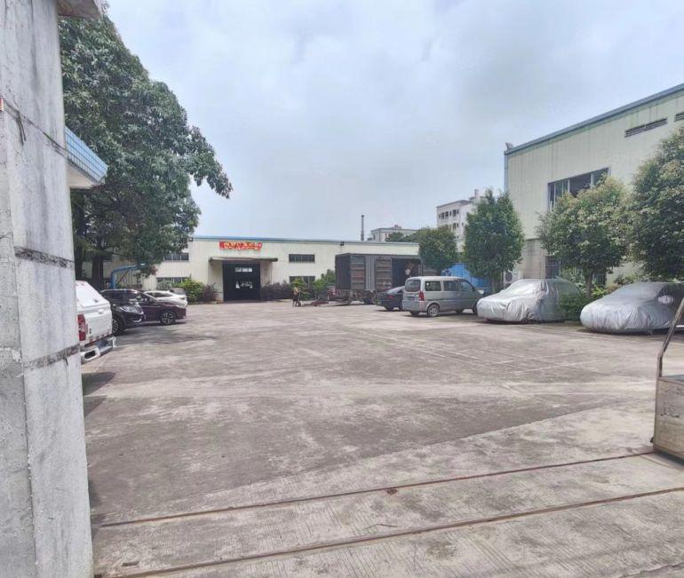 单一层钢构转租厂房出租仓库出租空地超大交通便利