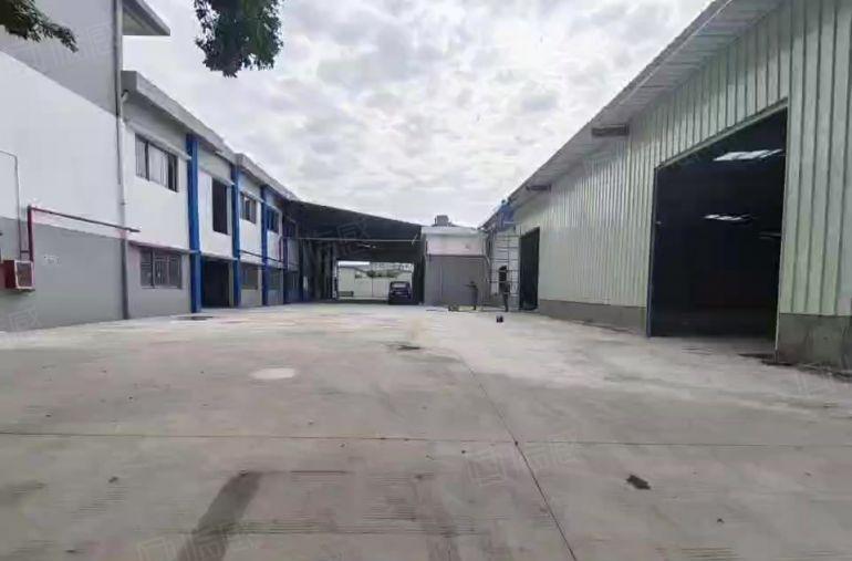 厚街推出独院钢构900平和小面积标准厂房，大小车可随意进出！